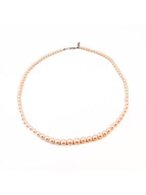 Marvella Pearl Necklace 17.5" White Graduated Simulated Pearls Vintage